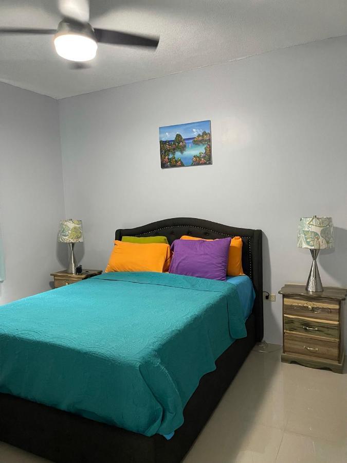 Jamrock Suites Kingston Exteriér fotografie